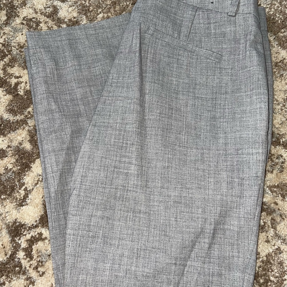 Banana Republic size 6P grey skinny dress pants